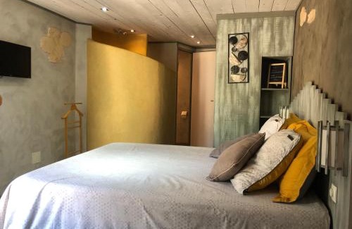 La Roque-sur-Ceze House | chambre d’hôtes des oliviers