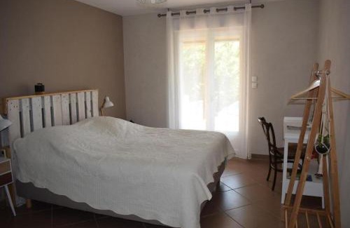 Canaules-et-Argentieres Bed & Breakfast | Chambre la canauloise