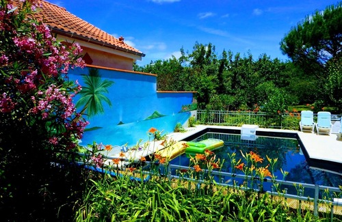 La Terrasse Bed & Breakfast | Chambre Meublee Independante. Piscine:jardin