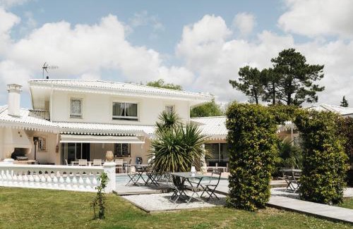 Ares Bed & Breakfast | Chambres d'Hôtes Villa La Louisiane