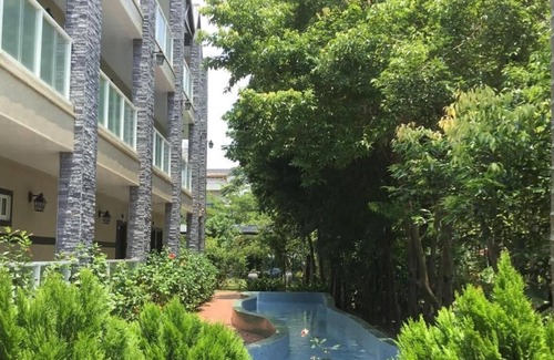 Jiji Bed & Breakfast | Champs Yazuh B&B