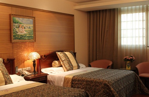 Jiji Bed & Breakfast | Champs Yazuh B&B