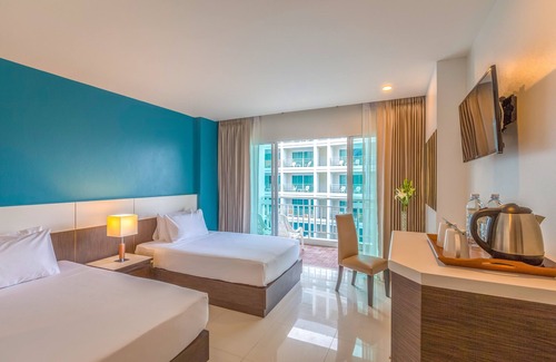 Karon Hotel | Chanalai Hillside Resort, Karon Beach