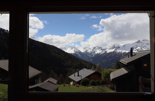 Chandolin Apartment | Chandolin is accessible all year round from Sierre by car or bus. However, the Val d'Anniviers is a