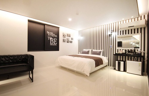 Sangnam-dong Hotel | Changwon Sangnam-dong Charlie's