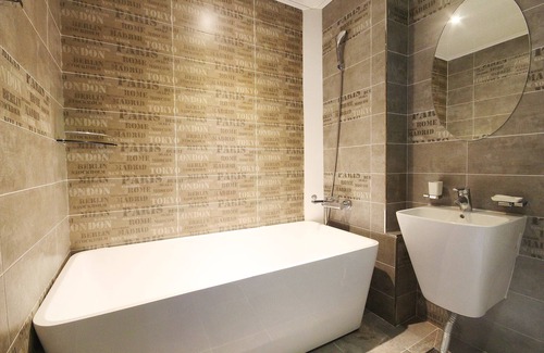 Sangnam-dong Hotel | Changwon Sangnamdong Zeta