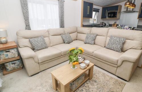 Truro House | Chantry Lodge