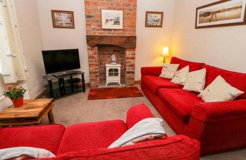 Muston House | Chapel Cottage