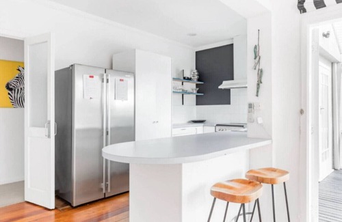 Torbay House | Character Beachside Cottage
