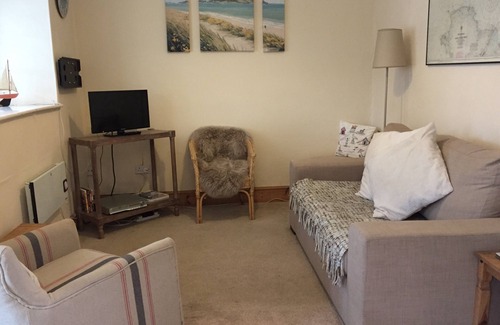Rhosneigr Cottage | Character Cottage close to beach and in the heart of the village.