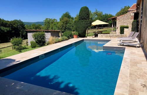 Vire-sur-Lot House | Character stone Lot house with swimming pool.