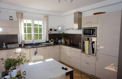 Saint-Cannat House | Character villa in a housing estate