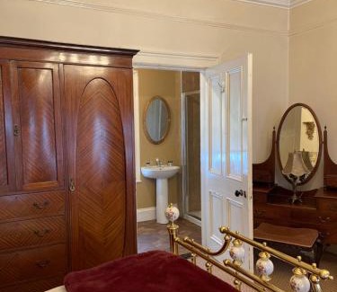 Moy Bed & Breakfast | Charlemont House Moy