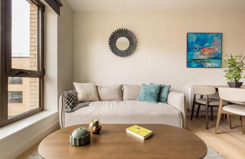 London Borough of Ealing Apartment | Charles Hope London Greenford