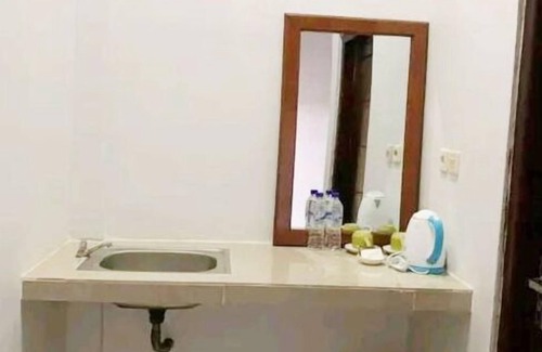 Labuan Bajo House | Charlitoz Homestay