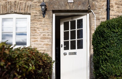 Tetbury House | Charlton Cottage