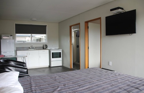 Gore Hotel | Charlton Motel