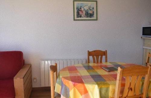 Font-Romeu-Odeillo-Via Apartment | Charmant 2 pièces cabine au centre de Font-Romeu, parking inclus - FR-1-580-96