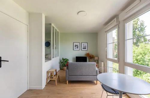 Saint-Denis Apartment | Charmant appartement calme proche de Paris