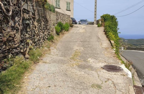 Rogliano Apartment | Charmant Appartement T4 Avec Terrasse à Rogliano, Cap Corse Maccinaggio