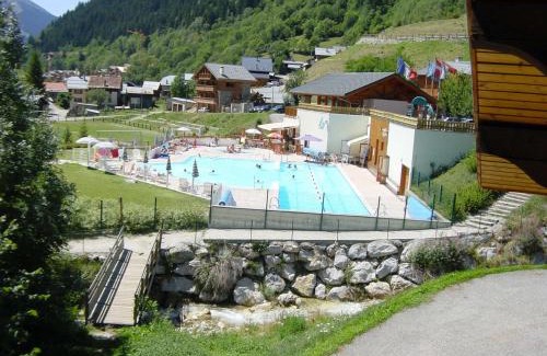 Champagny-en-Vanoise Apartment | Charmant duplex avec grande terrasse au cœur de Champagny-en-Vanoise - FR-1-464-38