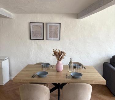 Vence Apartment | Charmant Duplex au cœur de la vieille ville