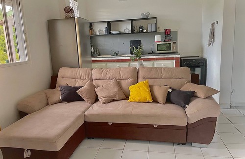 Les Abymes Apartment | Charmant F2 EN Campagne