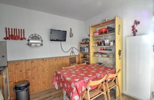 Montriond Apartment | Charmant studio à Morzine - 4 pers, 19m², proche navettes gratuites pour Avoriaz, balcon, parking - FR-1-524-122