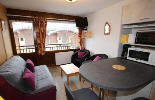 Les Saisies Apartment | Charmant studio cabine avec balcon et garage à Hauteluce - FR-1-293-139