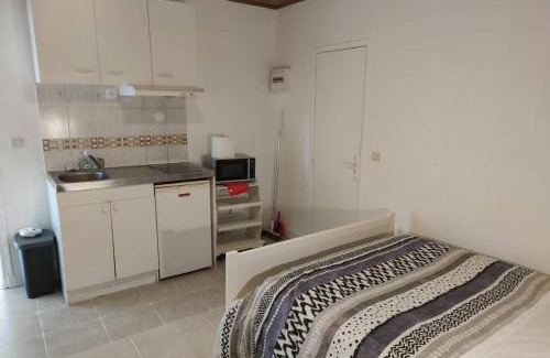 Montfermeil Apartment | Charmant studio - Ref KP