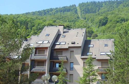 Bagneres-de-Luchon Apartment | Charmant T2 avec balcon, parking privé, au pied du télécabine - Bagnères-de-Luchon - FR-1-313-198