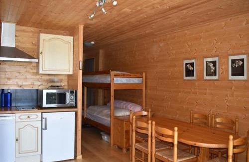 Bolquere Apartment | Charmant T2 cabine 35m² avec terrasse, exposition sud-ouest, bien équipé, Bolquère, sans animaux - FR-1-592-37