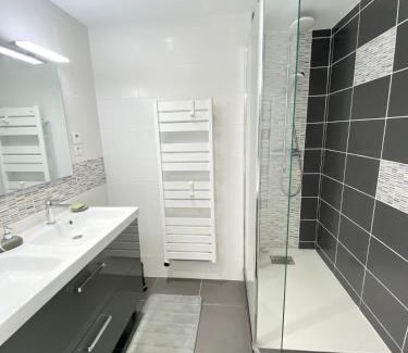 Larmor-Plage Apartment | Charmant T3 cosy À 2 pas du bourg et des plages