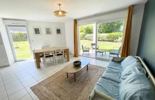 Kerroch Apartment | Charmant T3 Ultra cosy Jardin 50m des plages