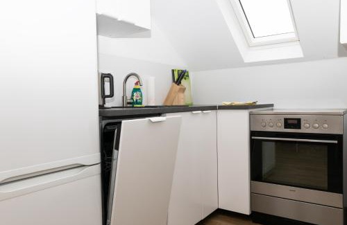 Neuendorf Apartment | Charmante 1-Zimmer-Wohnung in Koblenz mit Küche & Parkplatz