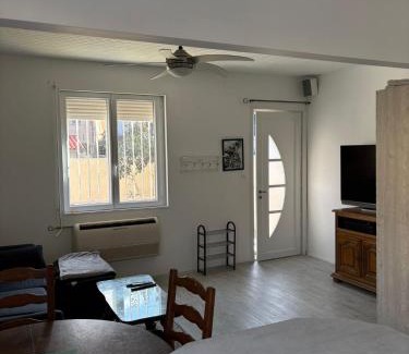 Mailloles House | Charmante Maison avec Jardin Proche du Centre de Perpignan