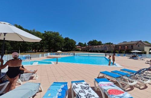 Monflanquin House | Charmante Maison Duplex en résidence avec piscine à Monflanquin