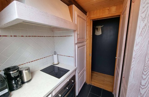 Saint-Michel-de-Chaillol Ski Chalet | Charming chalet for 6 with fireplace and pets allowed
