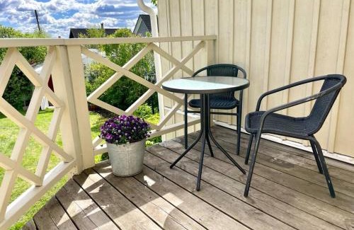 Eskilstuna Apartment | Charmigt sekelskifteshus med närhet till det mesta