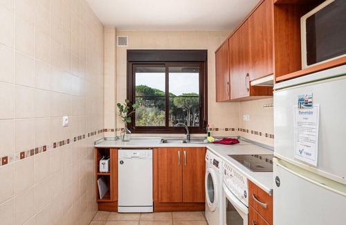 Los Gallos-Cerromolino Apartment | Charming Apartment in Chiclana, Perfect for Families