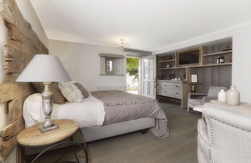 Saint-Martin-des-Combes Bed & Breakfast | CHARMING ROOM DORDOGNE NEAR BERGERAC