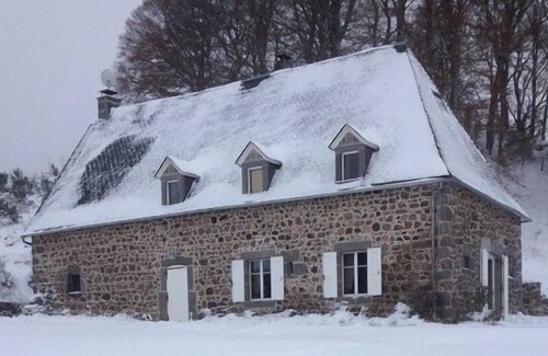 La Bourboule House | Charming house in the heart of the Auvergne, 260 M2, 10 hectares of property