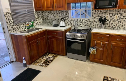 Georgetown House | Charming 1-bed House in Georgetown