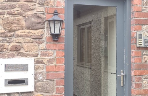 Caerleon Apartment | Charming 1-bed Loft in Caerleon
