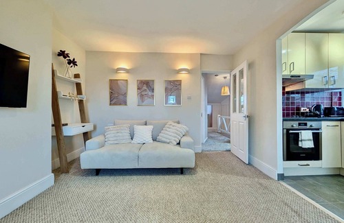 West Finchley Apartment | Charming 1-Bedroom Flat in London
