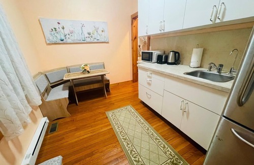 Carmel Apartment | Charming 1-bedroom apartment in Carmel with WiFi, AC