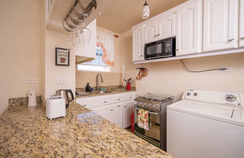 Mangrove Apartment | Charming 1-bedroom apartment in enchanting Mangrove with AC, WiFi