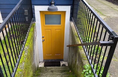 Wallingford Apartment | Charming 1-bedroom apartment in fabulous Seattle with WiFi, AC