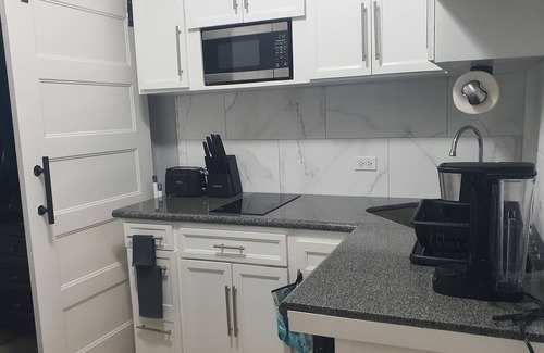 Belair Estates Apartment | Charming 1-bedroom apartment in beautiful Nassau with WiFi, AC