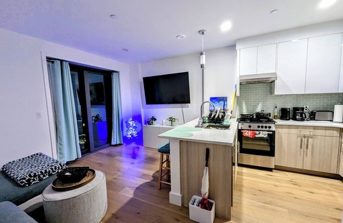 Ocean Parkway Condo | Charming 1-bedroom Cozy Nook in Brooklyn